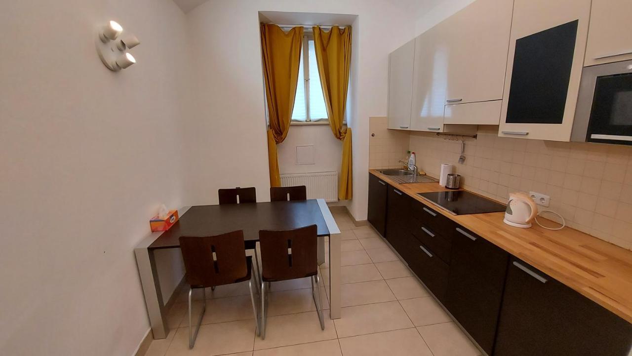 Quiet Apartment In Prague Center Exterior photo