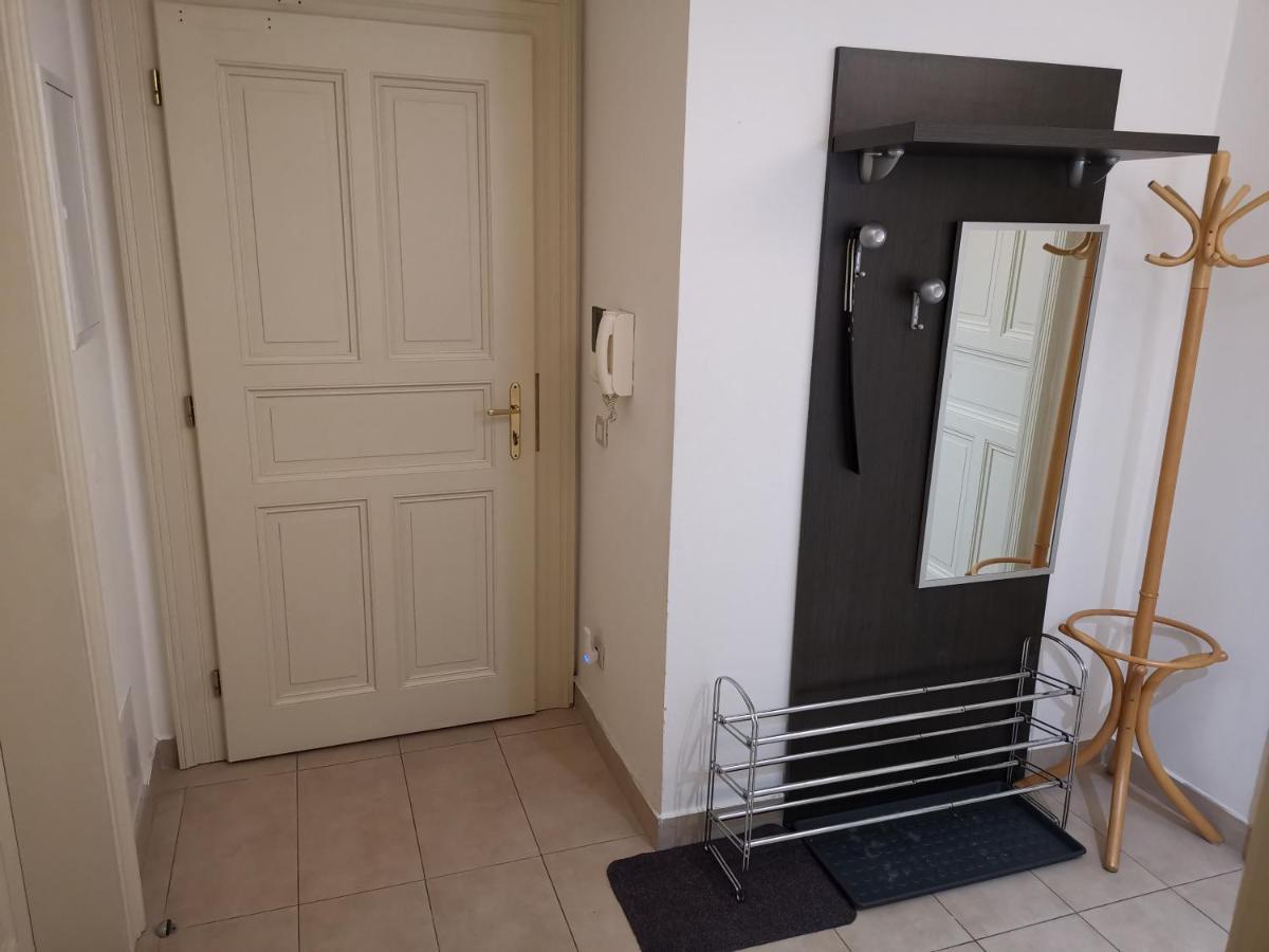 Quiet Apartment In Prague Center Exterior photo